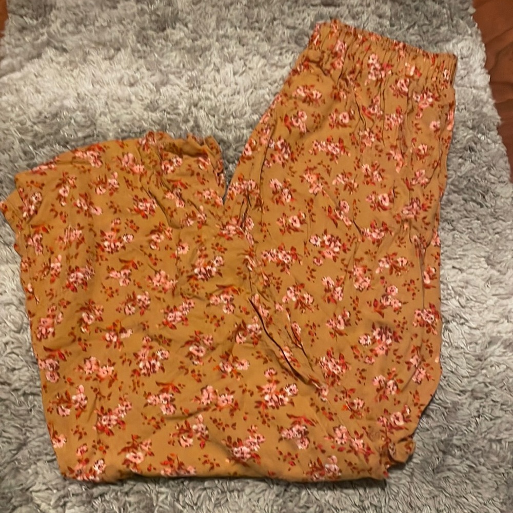 Aeropostale Flower Pants